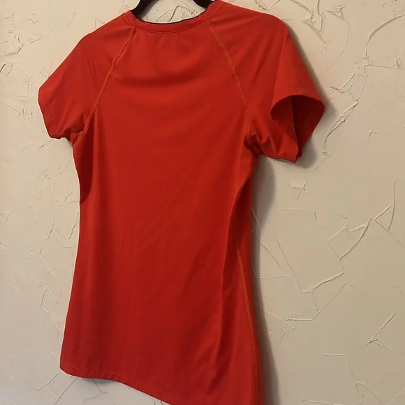 Nike Pro Women’s Medium, V-Neck Dri-Fit, Red and Black - Picture 6 of 11